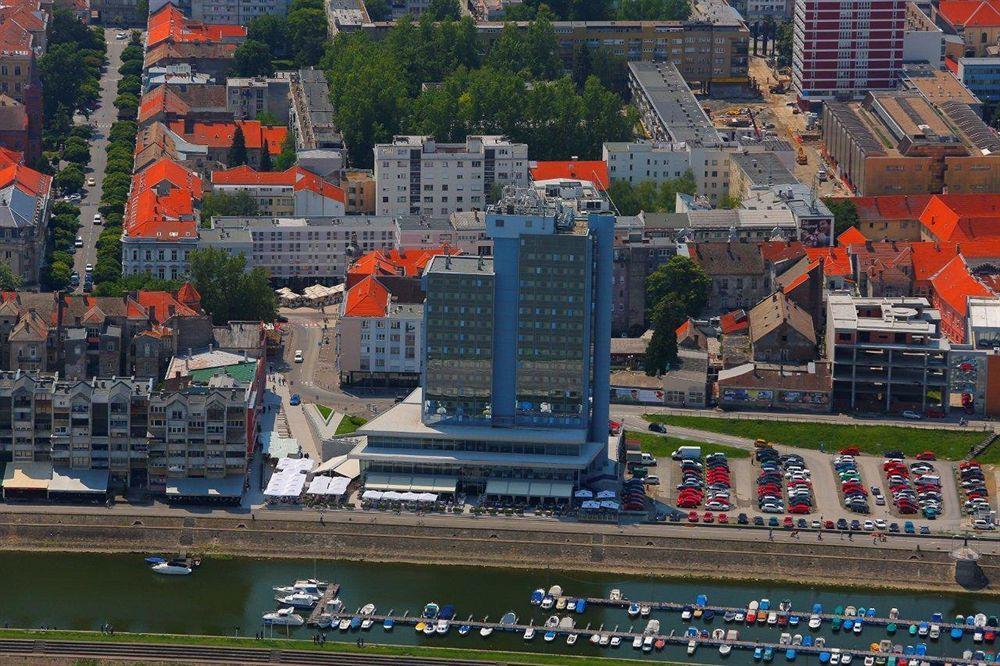 Hotel Osijek Exteriör bild