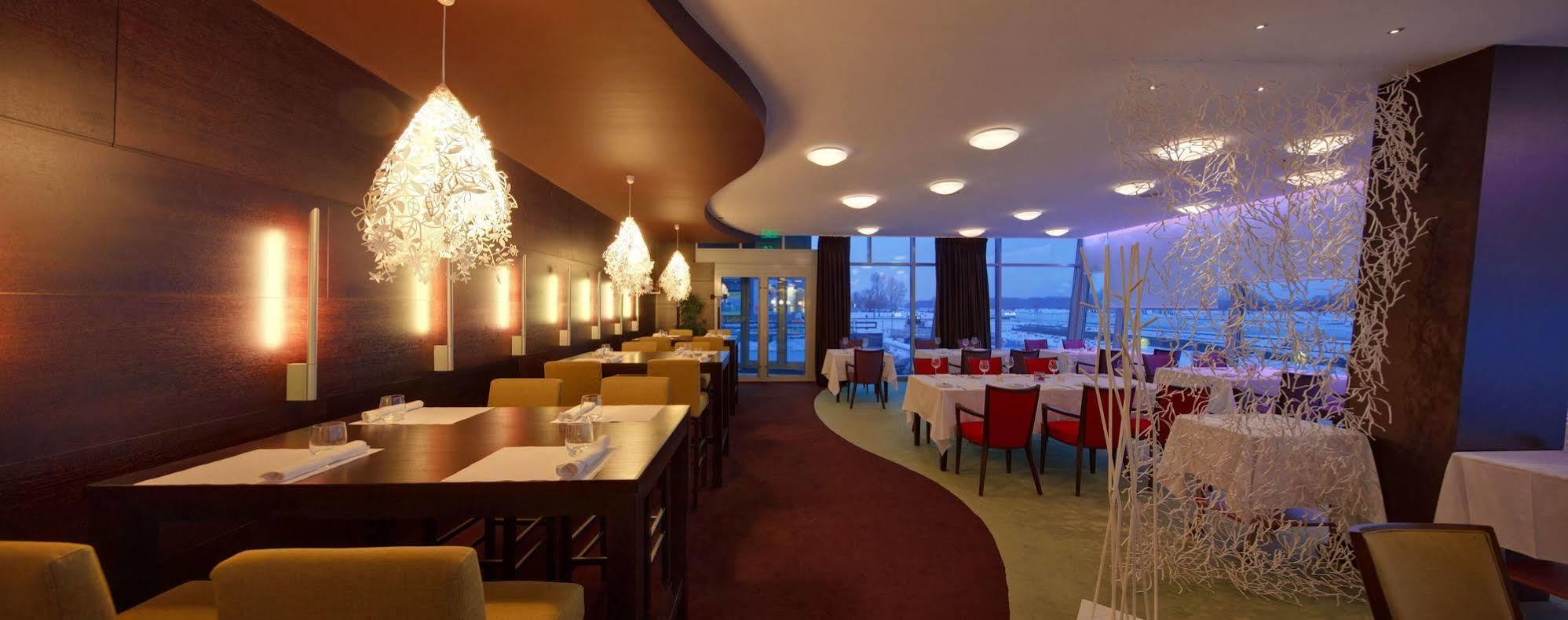 Hotel Osijek Exteriör bild